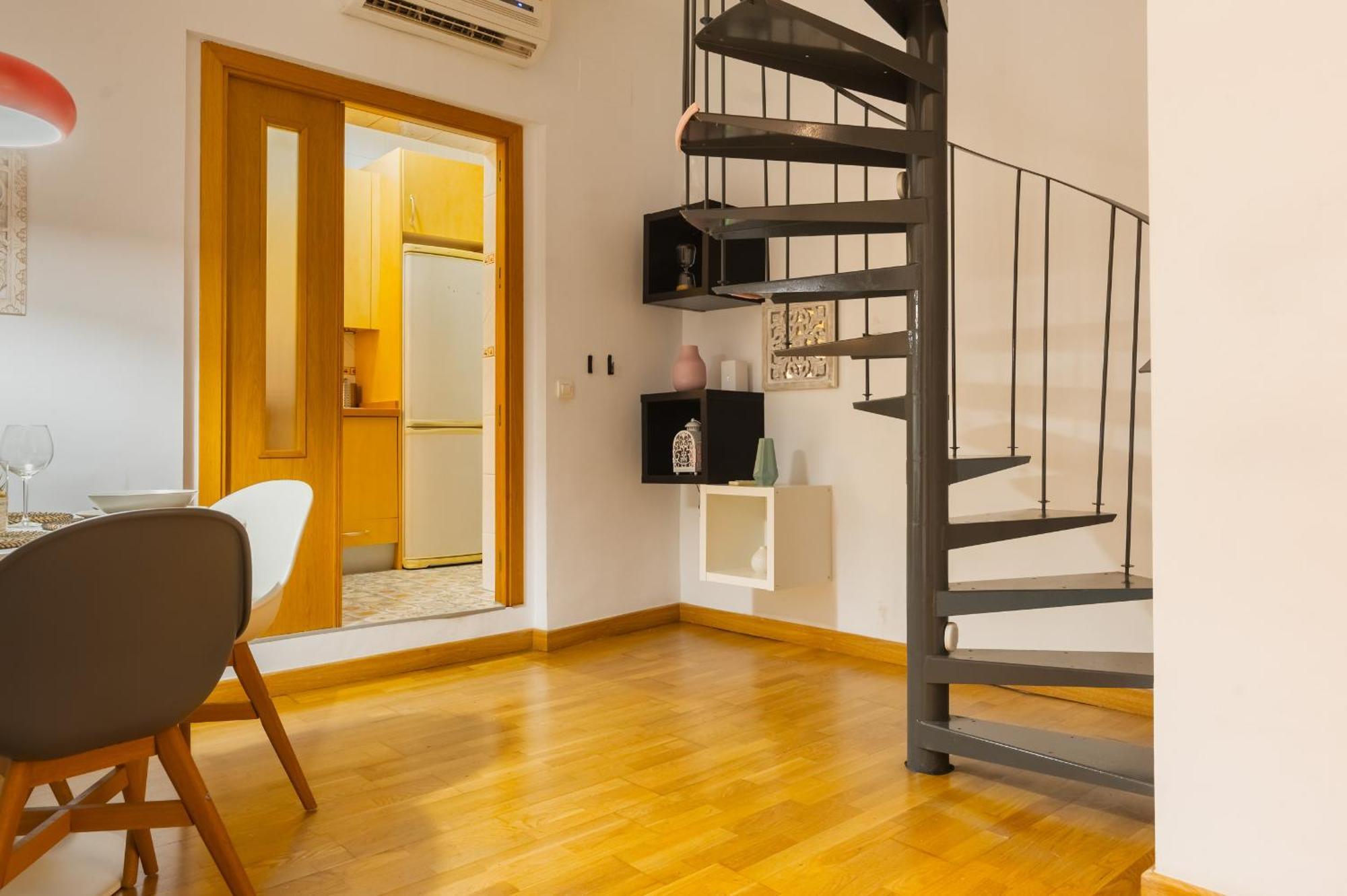 Апартаменты Duplex Moderno Alameda Севилья Экстерьер фото